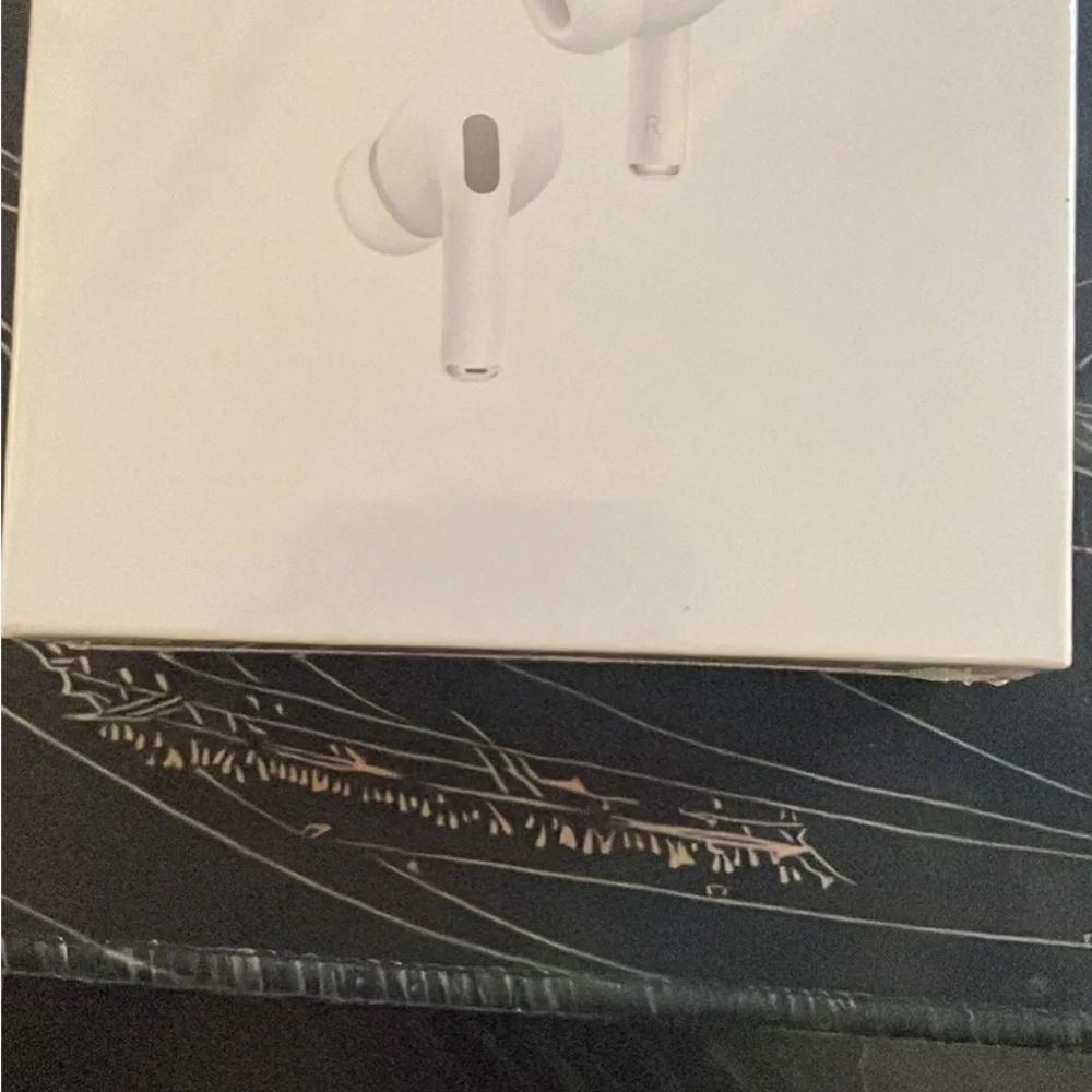 Apple AirPods Pro with USB-C MagSafe Case